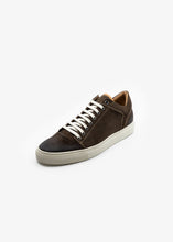 Load image into Gallery viewer, Men Scrambler Low Brown
