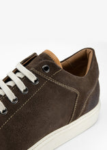 Load image into Gallery viewer, Men Scrambler Low Brown
