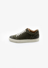 Load image into Gallery viewer, Men Scrambler Low Olive
